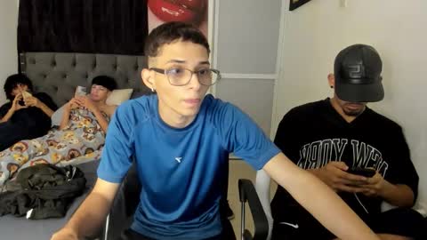 Snapshot of white_master444 chatting on April 15, 2026, 7:48 am white online show from April 15, 2026, 7:48 am