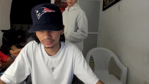 Snapshot of white_master444 chatting on April 17, 2026, 9:45 am white online show from April 17, 2026, 9:45 am