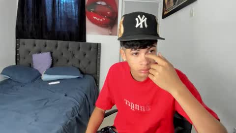 Snapshot of white_master444 chatting on April 20, 2026, 5:59 pm white online show from April 20, 2026, 5:59 pm