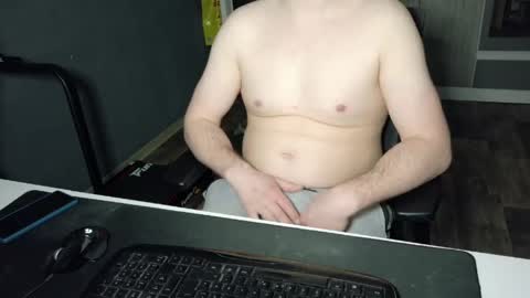 white_pup online show from April 12, 2026, 6:24 pm