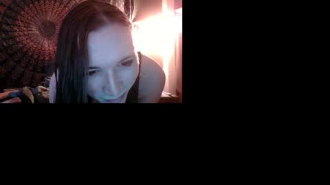 Snapshot of white_raven_93 chatting on January 13, 2026, 1:00 am Raven online show from January 13, 2026, 1:00 am
