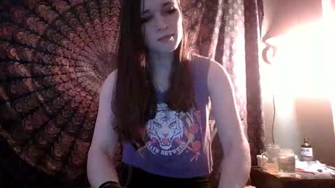 Snapshot of white_raven_93 chatting on January 15, 2026, 2:49 am Raven online show from January 15, 2026, 2:49 am