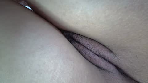 white_sexy_ online show from March 4, 2025, 9:32 pm