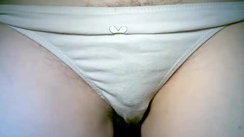 Love online show from March 9, 2025, 9:03 pm