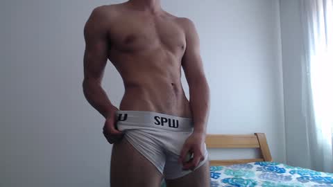 Snapshot of whiteboymask chatting on December 6, 2024, 4:06 pm Whiteboymask online show from December 6, 2024, 4:06 pm