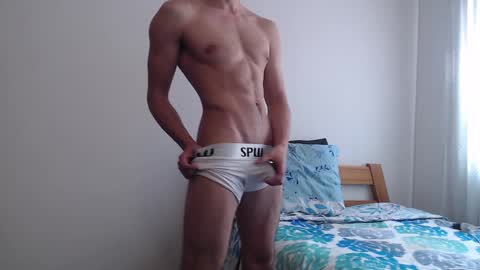 Snapshot of whiteboymask chatting on February 6, 2025, 6:13 pm Whiteboymask online show from February 6, 2025, 6:13 pm