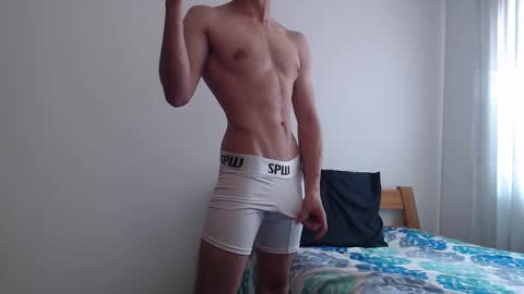 Snapshot of whiteboymask chatting on September 30, 2025, 7:19 pm Whiteboymask online show from September 30, 2025, 7:19 pm