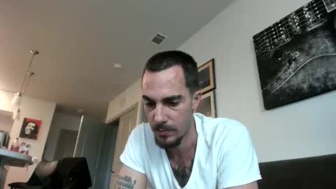 Snapshot of whitechocalate91 chatting on November 21, 2025, 1:43 pm just str8 stud nut 1000 online show from November 21, 2025, 1:43 pm