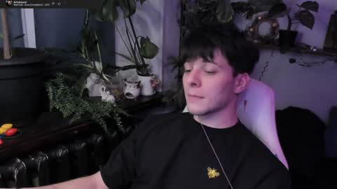 Snapshot of whiteegrimm chatting on January 14, 2025, 11:16 pm Gus online show from January 14, 2025, 11:16 pm