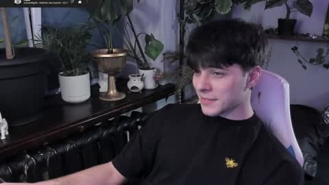 Snapshot of whiteegrimm chatting on January 28, 2025, 9:19 pm Gus online show from January 28, 2025, 9:19 pm