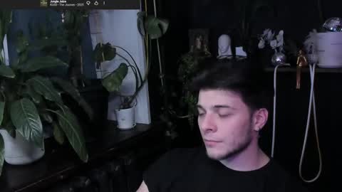 Snapshot of whiteegrimm chatting on December 13, 2025, 9:42 pm Gus online show from December 13, 2025, 9:42 pm