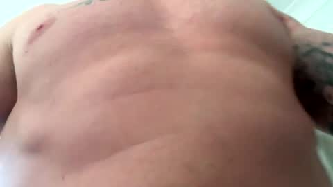 Snapshot of whitehung87 chatting on June 18, 2026, 5:51 am whitehung87 online show from June 18, 2026, 5:51 am