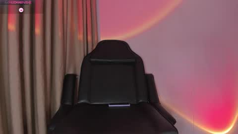 Kitty online show from February 15, 2025, 2:15 am