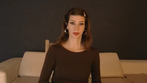 Snapshot of whitequeen888 chatting on October 16, 2025, 11:55 am White Queen online show from October 16, 2025, 11:55 am