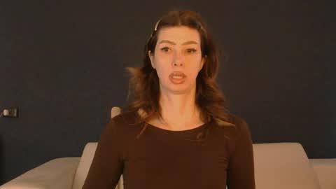 White Queen online show from April 13, 2026, 8:20 am