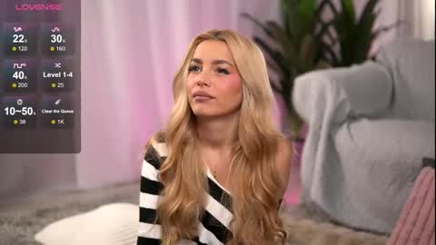 whitneyandrews online show from December 3, 2025, 5:15 am