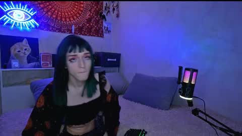 Alexa online show from October 21, 2025, 10:16 am