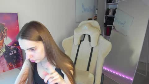 Snapshot of whole_eternity chatting on January 5, 2025, 1:15 pm Abby online show from January 5, 2025, 1:15 pm