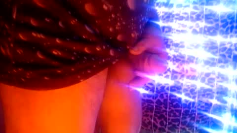 whor4mor online show from January 24, 2025, 5:00 pm