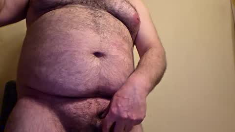 whorekneeweeny online show from April 13, 2026, 9:31 pm