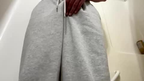 whosstin online show from October 12, 2025, 12:26 pm