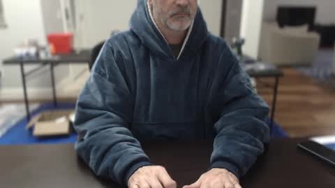 Snapshot of whyjonnie chatting on February 19, 2025, 5:38 am Why Jonnie online show from February 19, 2025, 5:38 am