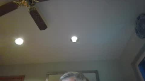 whyknotnow720952 online show from May 27, 2026, 3:25 am