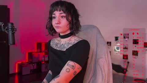 Snapshot of whysosweet chatting on December 1, 2024, 10:53 pm iggy iggz online show from December 1, 2024, 10:53 pm