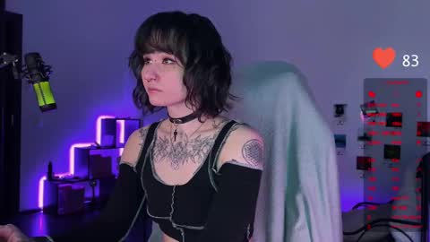 Snapshot of whysosweet chatting on February 18, 2025, 11:19 pm iggy iggz online show from February 18, 2025, 11:19 pm