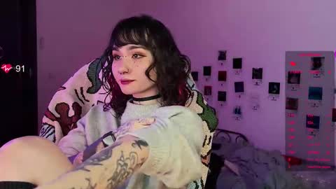 Snapshot of whysosweet chatting on September 17, 2025, 12:56 am iggy iggz online show from September 17, 2025, 12:56 am