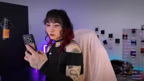 Snapshot of whysosweet chatting on February 12, 2026, 2:50 am iggy iggz online show from February 12, 2026, 2:50 am