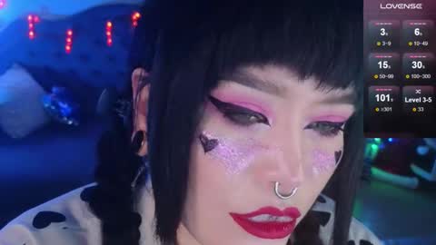 Laura  online show from December 19, 2024, 9:49 pm