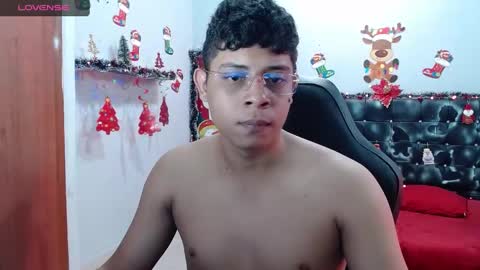 Snapshot of wiilliam_20 chatting on December 11, 2024, 3:15 pm wiilliam online show from December 11, 2024, 3:15 pm