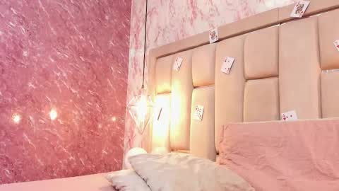 wild_firee_ online show from October 31, 2025, 9:27 pm