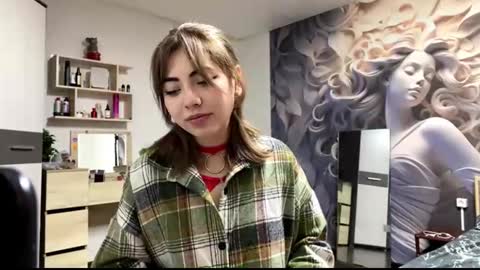 Eva online show from November 7, 2025, 5:24 pm