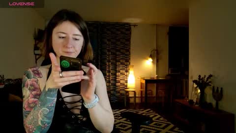 Snapshot of wild_peony chatting on February 1, 2026, 6:28 pm wild_peony online show from February 1, 2026, 6:28 pm