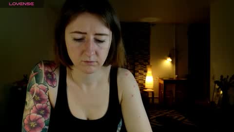 Snapshot of wild_peony chatting on February 5, 2026, 6:23 pm wild_peony online show from February 5, 2026, 6:23 pm