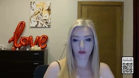 Snapshot of wild_silk_desire chatting on March 20, 2026, 5:18 pm Alina online show from March 20, 2026, 5:18 pm