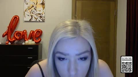 Snapshot of wild_silk_desire chatting on March 24, 2026, 5:29 pm Alina online show from March 24, 2026, 5:29 pm