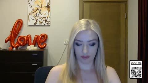 Snapshot of wild_silk_desire chatting on March 26, 2026, 4:56 pm Alina online show from March 26, 2026, 4:56 pm