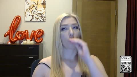 Snapshot of wild_silk_desire chatting on March 31, 2026, 5:13 pm Alina online show from March 31, 2026, 5:13 pm
