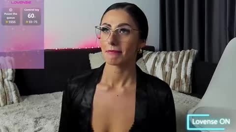 Snapshot of wild_whispers chatting on November 27, 2025, 5:53 am WildWhispers online show from November 27, 2025, 5:53 am