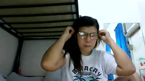 WildChick online show from July 7, 2026, 6:05 am