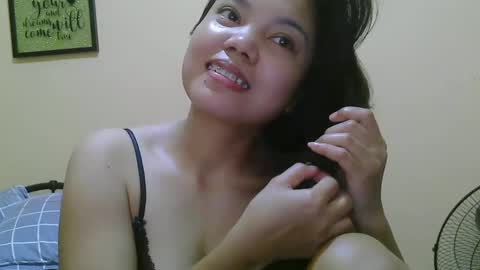 Snapshot of wildcamille chatting on February 5, 2025, 3:45 am camille online show from February 5, 2025, 3:45 am