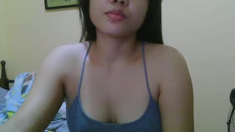 Snapshot of wildcamille chatting on February 14, 2025, 10:14 pm camille online show from February 14, 2025, 10:14 pm