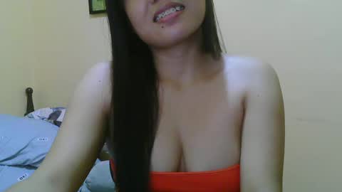 Snapshot of wildcamille chatting on February 24, 2025, 7:00 am camille online show from February 24, 2025, 7:00 am