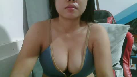 Snapshot of wildcamille chatting on November 22, 2025, 11:37 pm camille online show from November 22, 2025, 11:37 pm