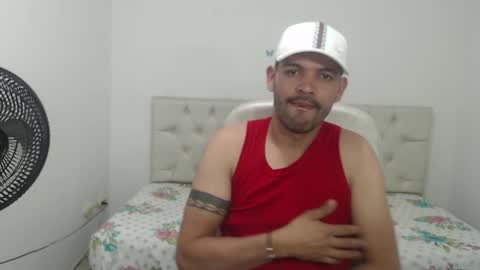 Snapshot of wildchris_ chatting on January 12, 2026, 2:33 pm wildchris_ online show from January 12, 2026, 2:33 pm