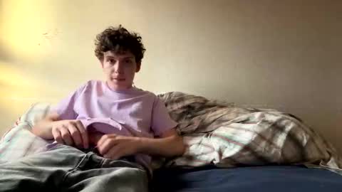 wilddesire18 online show from February 12, 2026, 4:35 pm