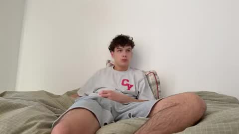 wilddesire18 online show from April 7, 2026, 9:21 am